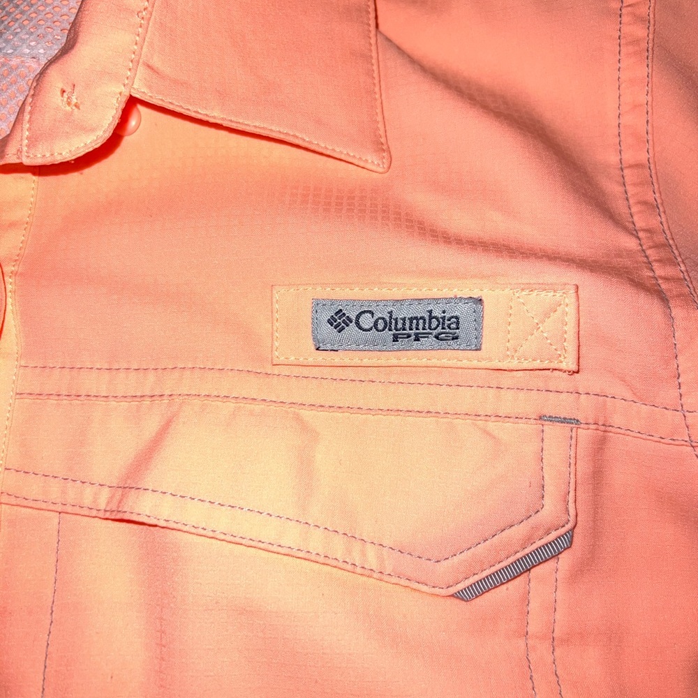 Columbia long sleeve shirt size M